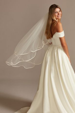 Veil② Allover Pearl Two-Tier Mid-Length Veil